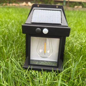 Lampă Solară LED Vintage cu Senzor de Mișcare